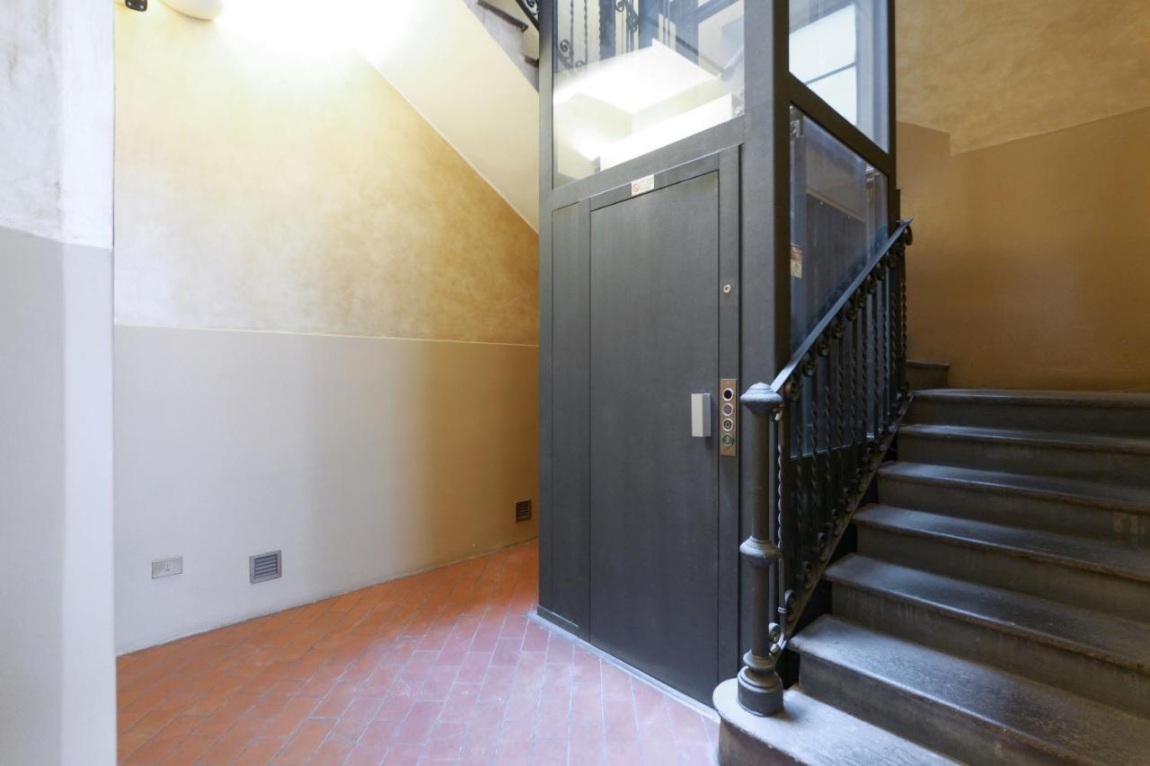 Elegant Terrace Suite Milan Exterior photo