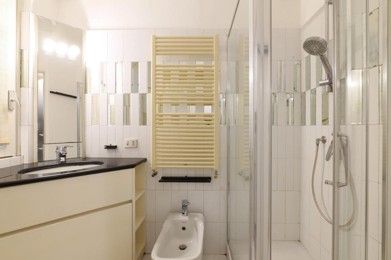 Elegant Terrace Suite Milan Exterior photo